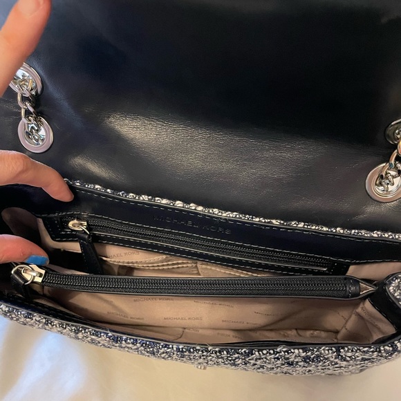 Perfect Navy and White Tweed Michael Kors Chain Shoulder Bag - make offer! - Picture 5 of 5